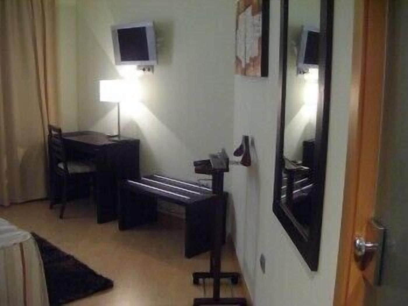 Hotel Alda Cardena Burgo Extérieur photo