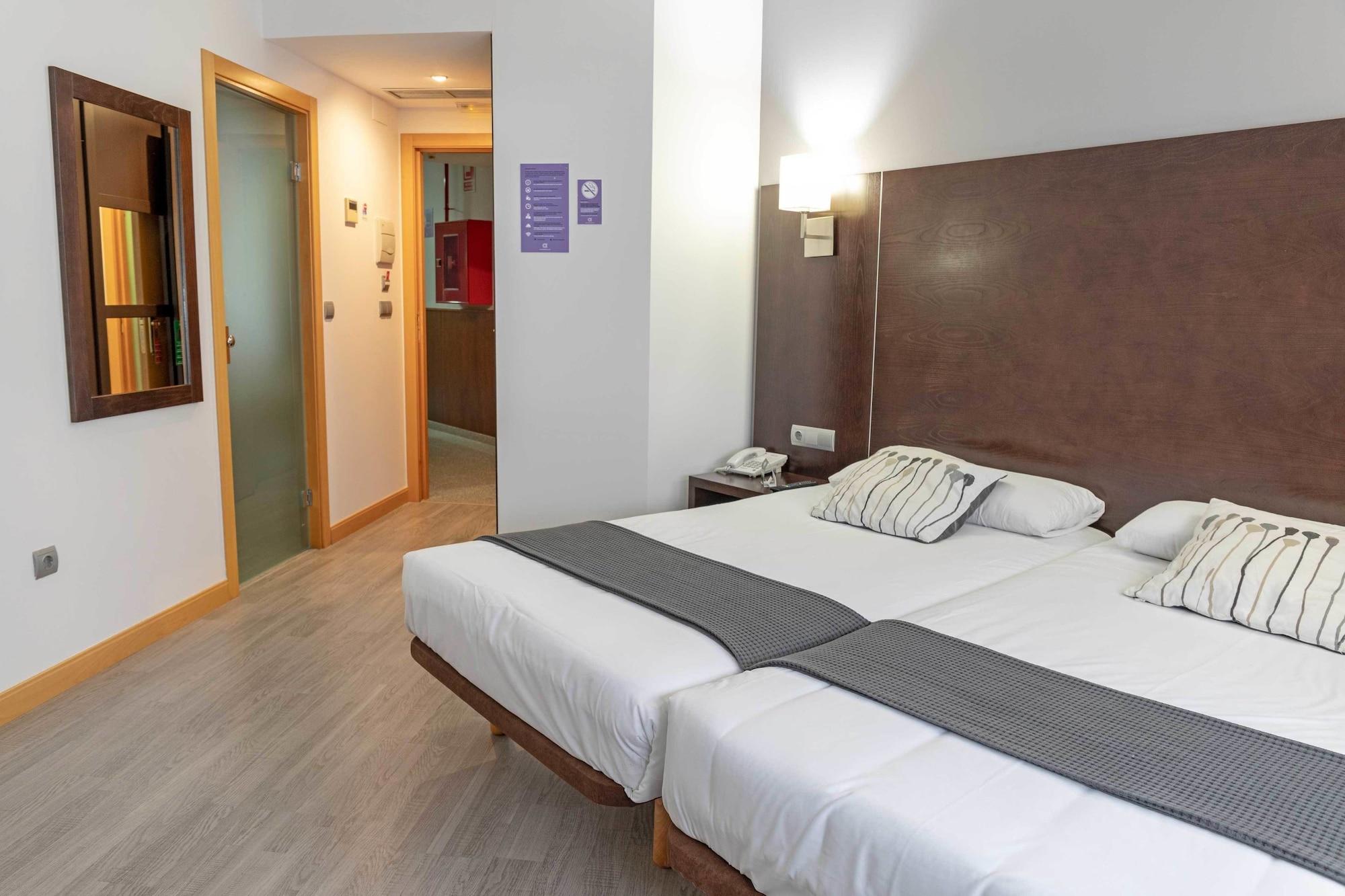 Hotel Alda Cardena Burgo Extérieur photo