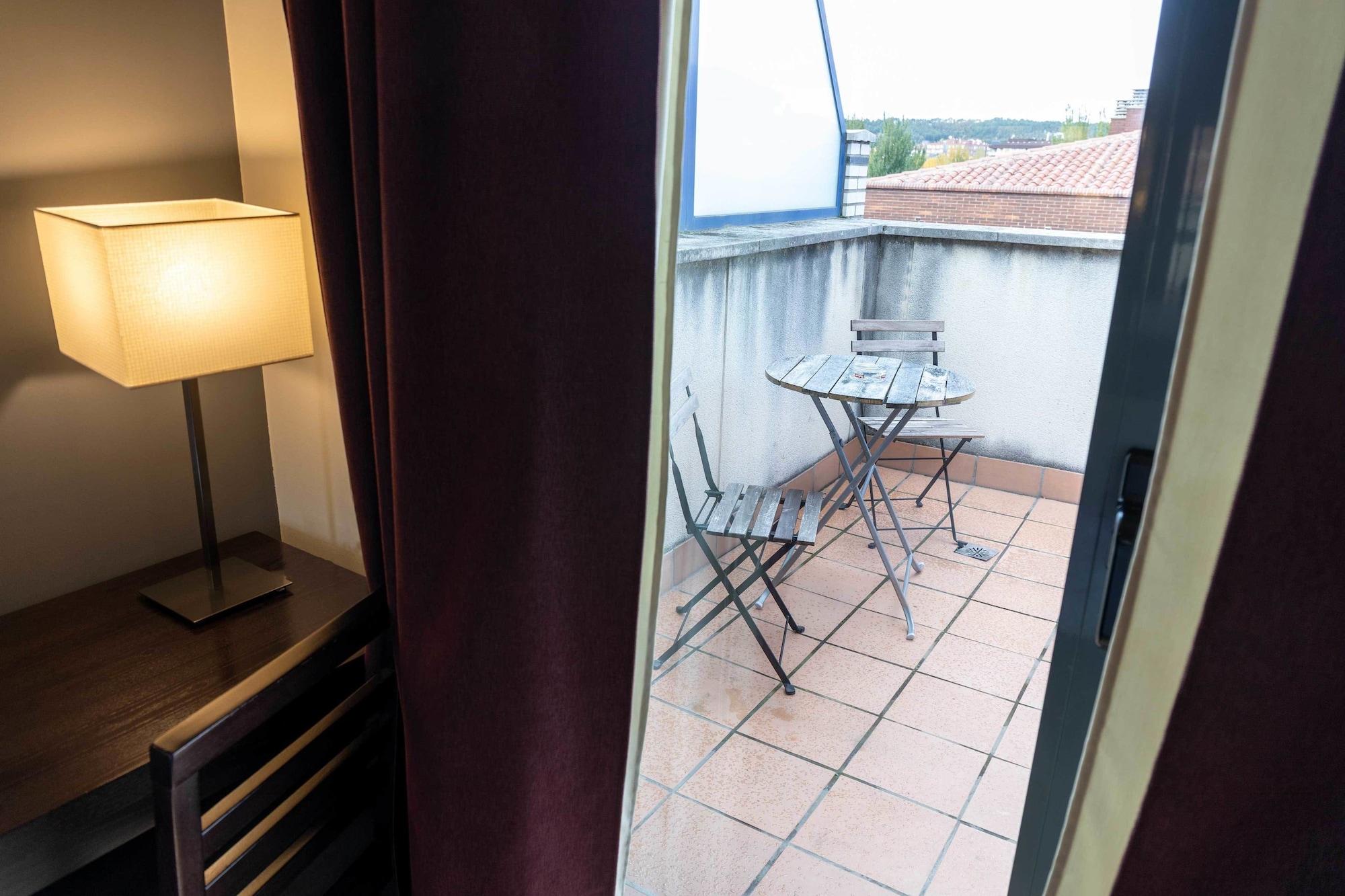 Hotel Alda Cardena Burgo Extérieur photo