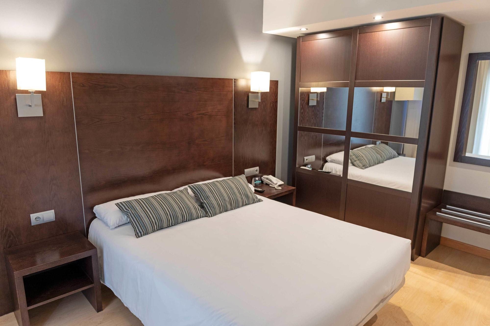Hotel Alda Cardena Burgo Extérieur photo