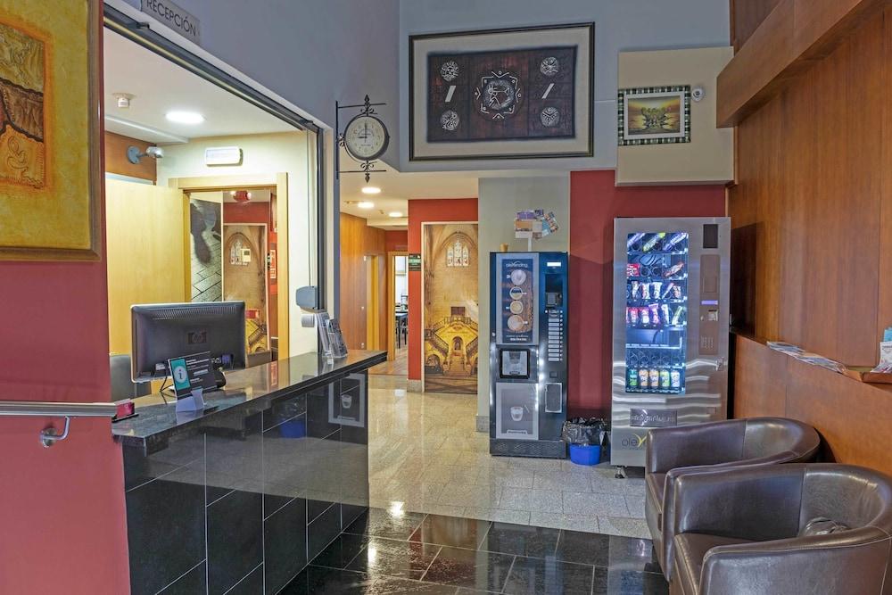 Hotel Alda Cardena Burgo Extérieur photo