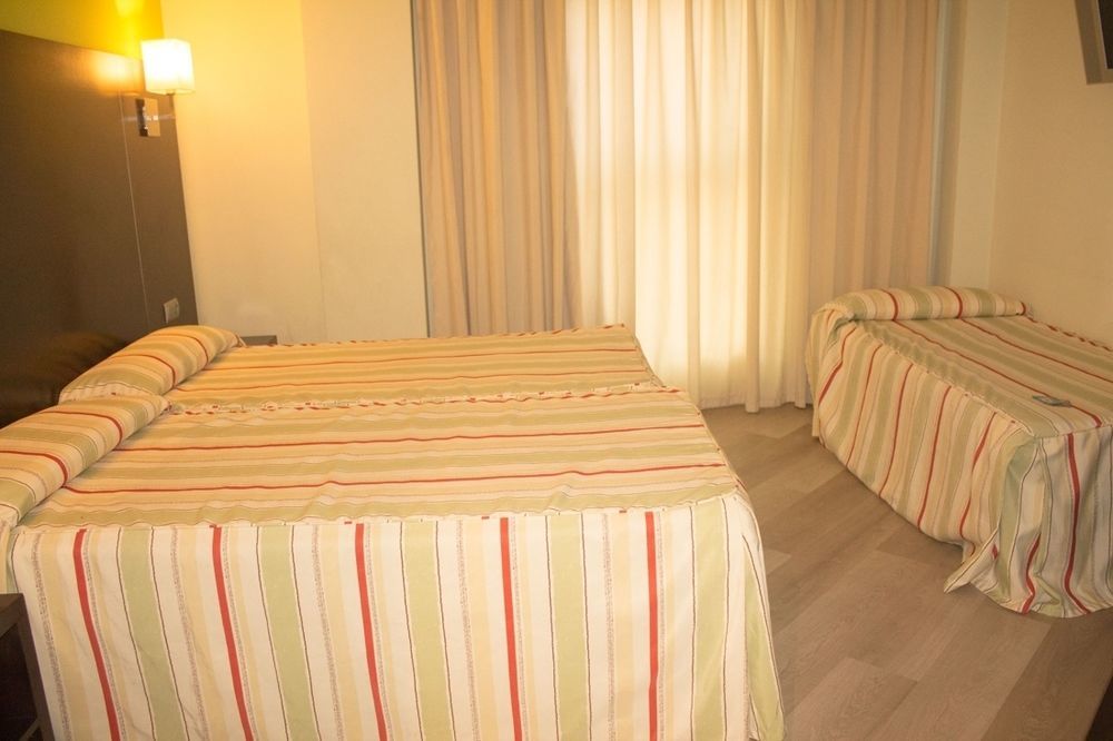 Hotel Alda Cardena Burgo Extérieur photo